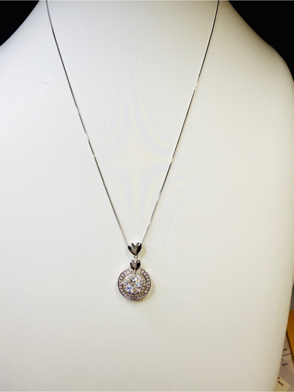 Sterling Silver 925 Moissanite 1.25 ct Pendant Necklace. Adjustable 16-18 NWT